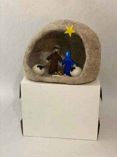 L'Arche Bethlehem Felt Nativity - Large